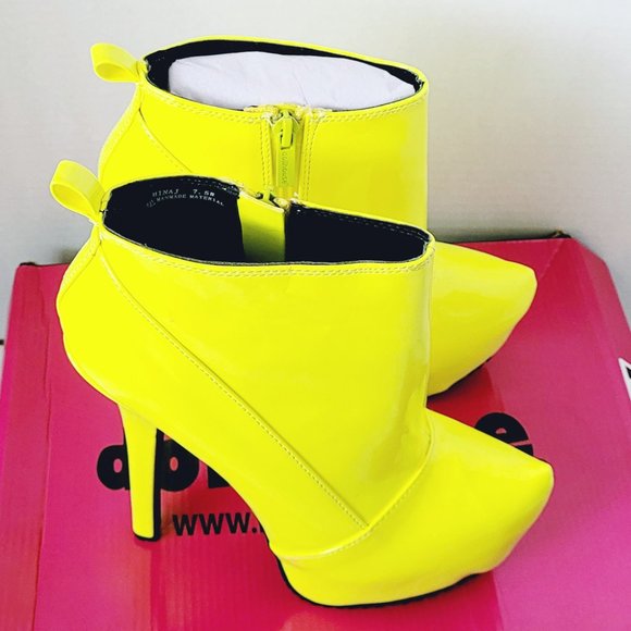 Dollhouse Neon Yellow High Heel Booties - Picture 4 of 14